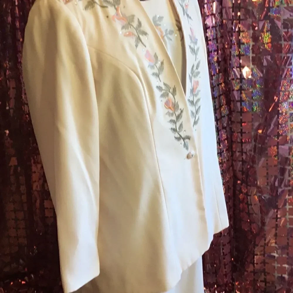 Vintage 2 piece set with sleeveless dress & matching jacket both in size 14